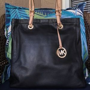 Michael Kors Jet Set North South Leather Tote